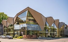 Kurshi Hotel&Spa